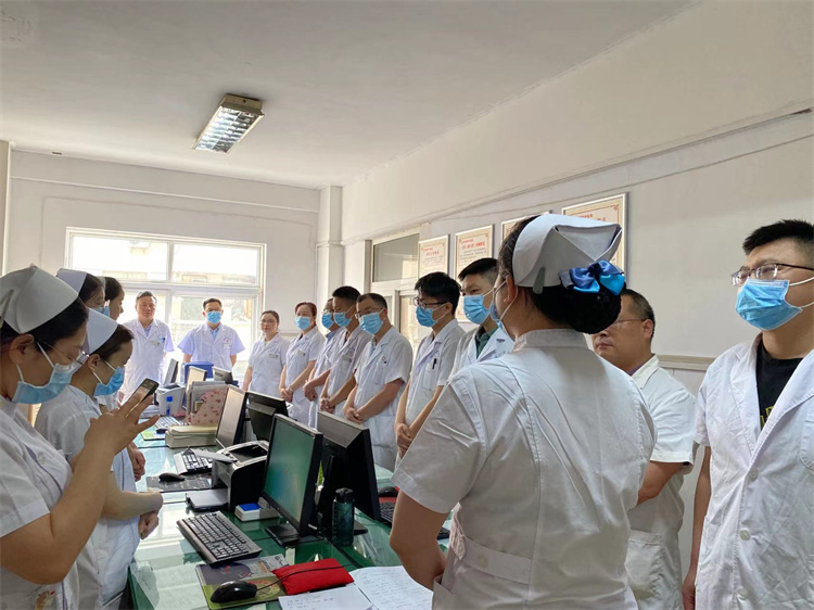 提質(zhì)量 強管理|信陽市中醫(yī)院院長深入開展一線行政查房